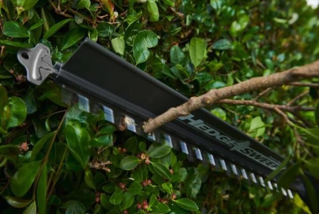 Nůžky na živý plot Ryobi MAX POWER RY36HT60A-0 (bez baterie) Nůžky na živý plot Ryobi MAX POWER RY36HT60A-0 (bez baterie)