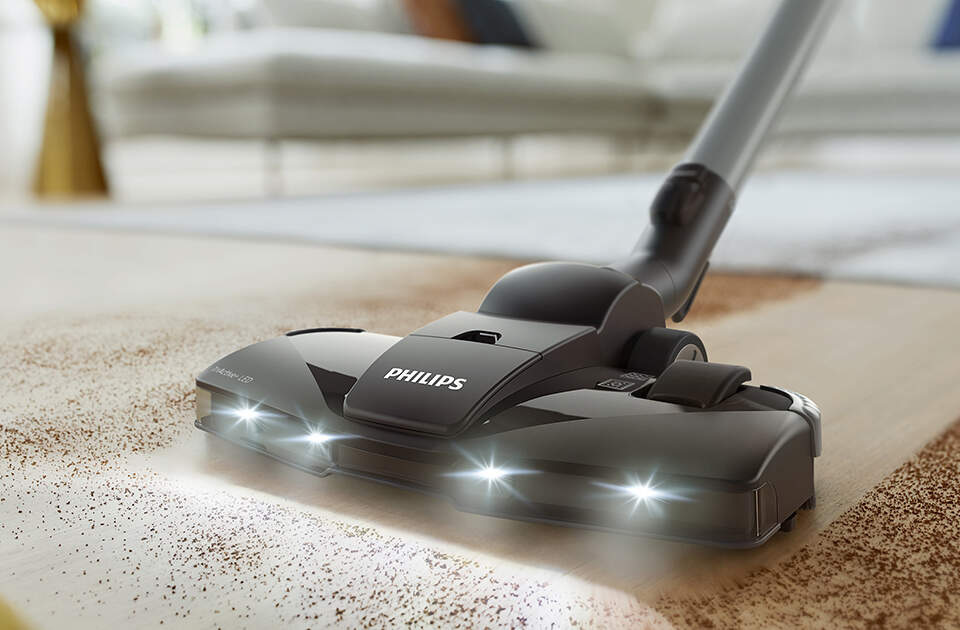 Podlahový vysavač Philips 7000 Series FC9747/09 černý Hubice TriActive+ s LED osvětlením