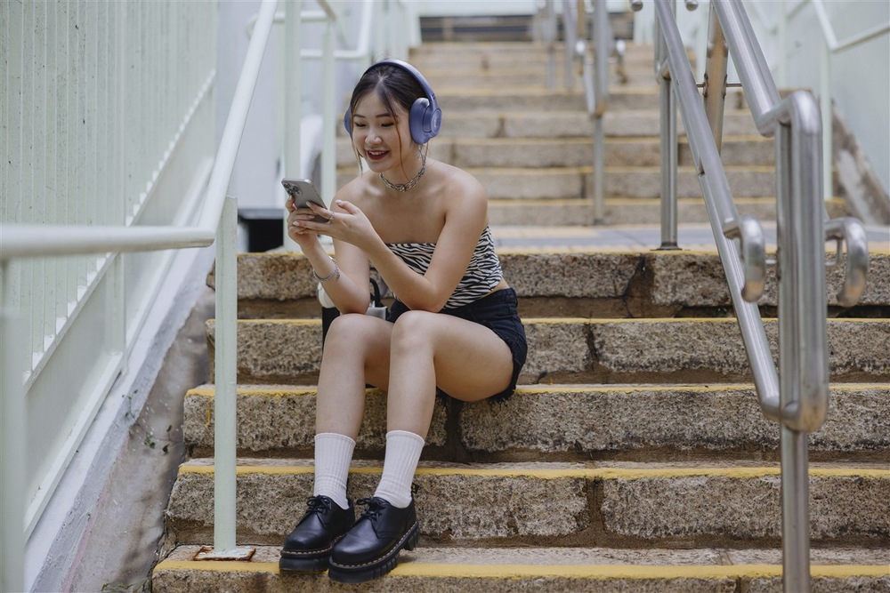 Sluchátka JBL Tune 730BT béžová