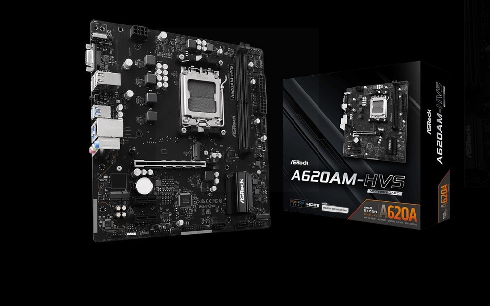Základní deska ASRock A620AM-HVS černá Obrázek základní desky ASRock A620AM-HVS vedle krabicového balení. Základní deska má několik portů a slotů na černém pozadí.