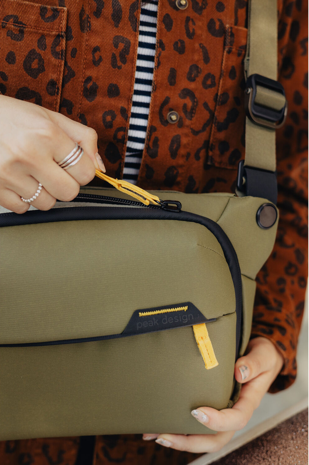 Brašna Peak Design Everyday Sling 3L (v2) khaki