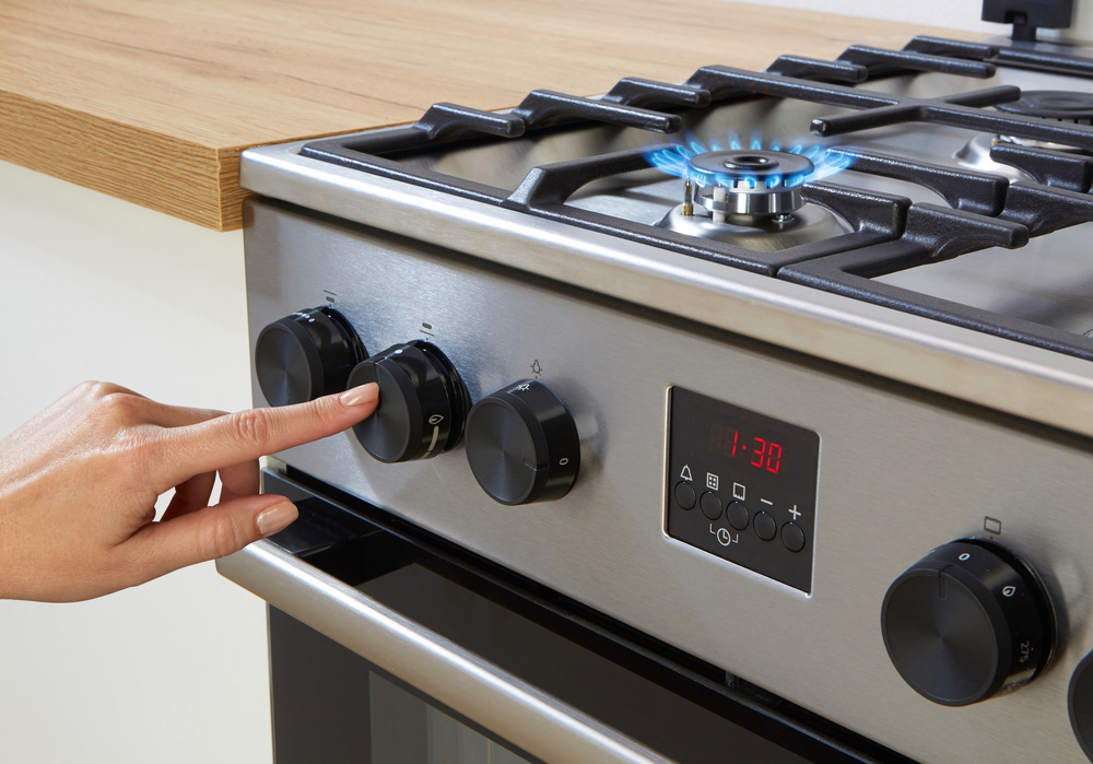 Kombinovaný sporák Gorenje Advanced GK5C41WF bílý Sporák K50 Gorenje MEKS5141X ExtraSteam