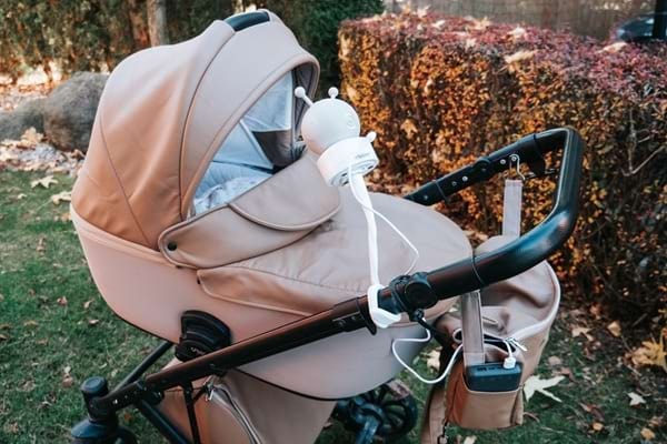 Dětská elektronická chůva Concept KIDO KD5010 béžová