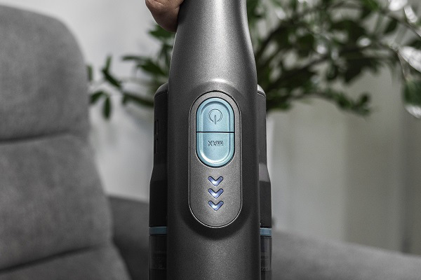 Tyčový vysavač Concept VP4520 černý