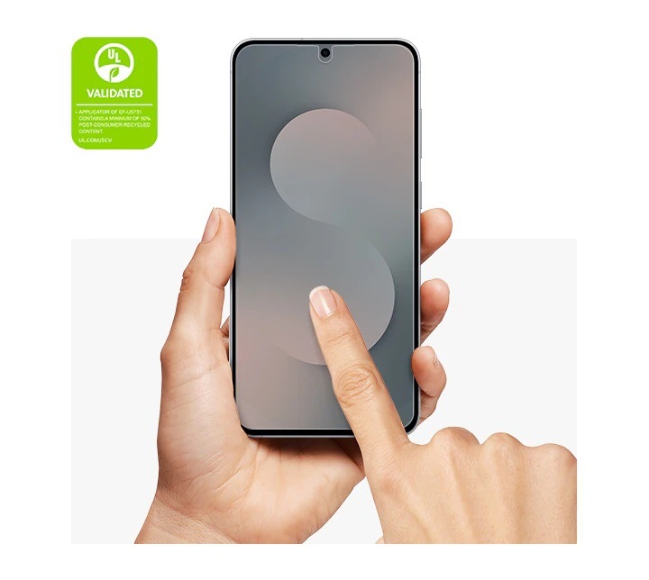 Ochranná fólie Samsung Anti-reflecting na Galaxy S25 FE Ochranná fólie Samsung Anti-reflecting na Samsung Galaxy S25 FE - ruce ukazující odemykání telefonu otiskem prstu