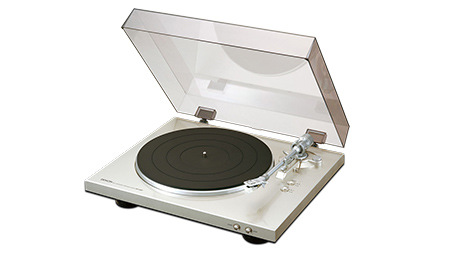 Gramofon Denon DP-300F stříbrný Gramofon Denon DP-300F, stříbrný