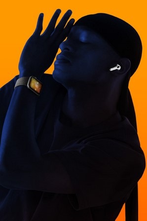Sluchátka Apple AirPods 2021 s MagSafe nabíjecím pouzdrem Sluchátka Apple AirPods 2021 s MagSafe nabíjecím pouzdrem
