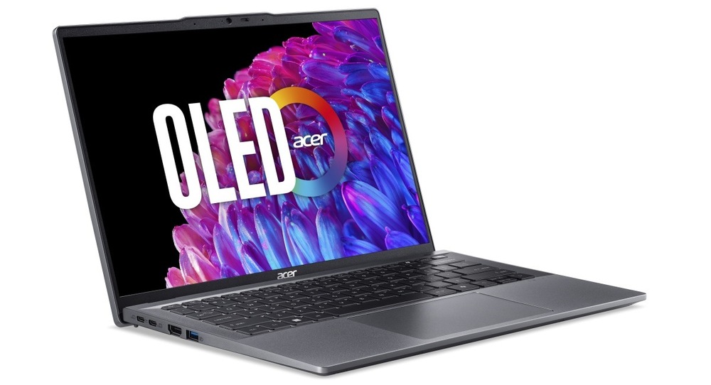 Notebook Acer Swift Go 14 (SFG14-63-R6E2) šedý Otevřený a zapnutý notebook Acer Swift Go 14 (SFG14-63-R6E2) otočený doprava