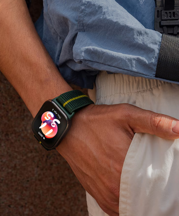 Chytré hodinky Motorola Moto Watch Fit černé/zelené
