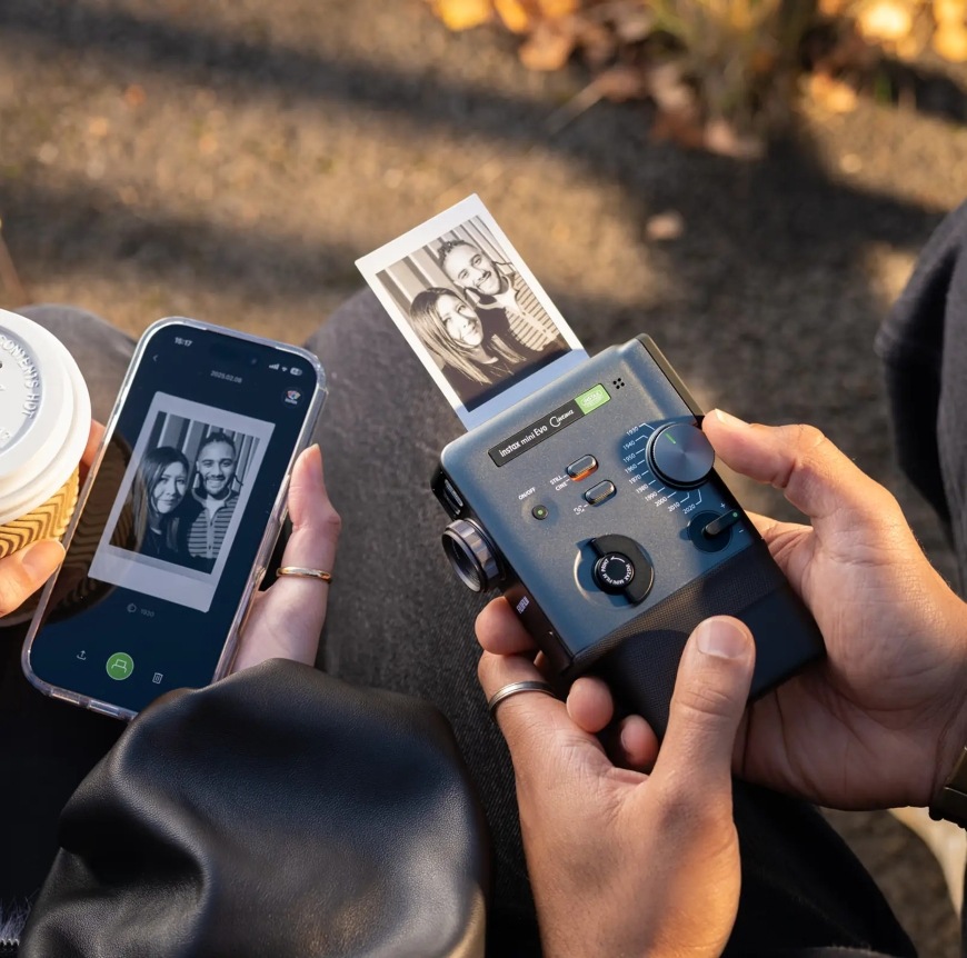 Instantní fotoaparát Fujifilm Instax mini EVO Cinema černý Fotografie v mobilní aplikaci a po vytisknutí fotoaparátem Instax mini EVO Cinema