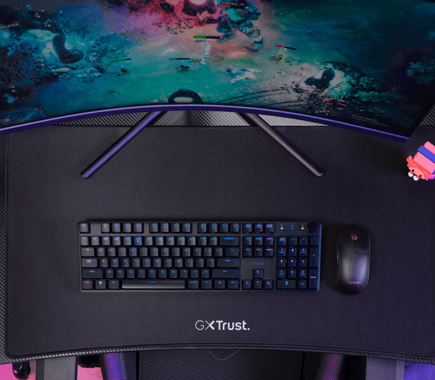 Herní stůl Trust GXT 710 Luminus Pro RGB černý Trust GXT 710 Luminus Pro (25419)