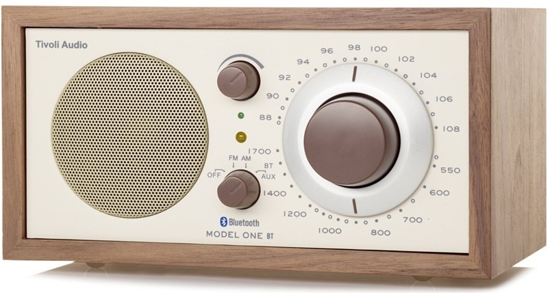 Radiopřijímač Tivoli Audio Model One BT hnědý/béžový