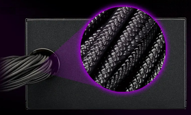 Cooler Master G Gold 550W V2 zaujme i embosovaným kabelem