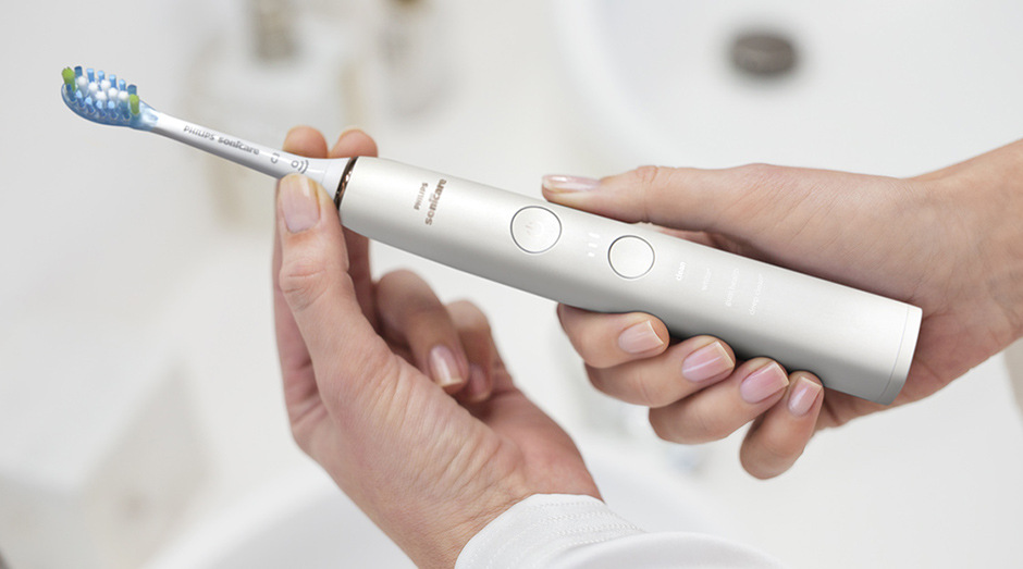 Zubní kartáček Philips Sonicare 9000 DiamondClean HX9911/94 Zubní kartáček Philips Sonicare 9000 DiamondClean HX9911/94