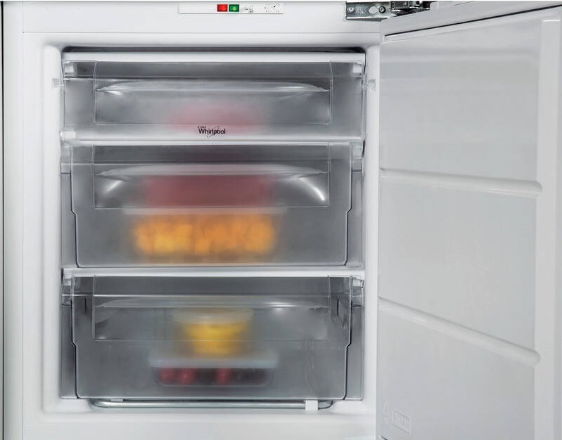 Mraznička Whirlpool WBUFZ011 bílá