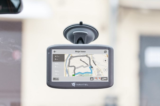 Navigační systém GPS NAVITEL E505 MAGNETIC černá