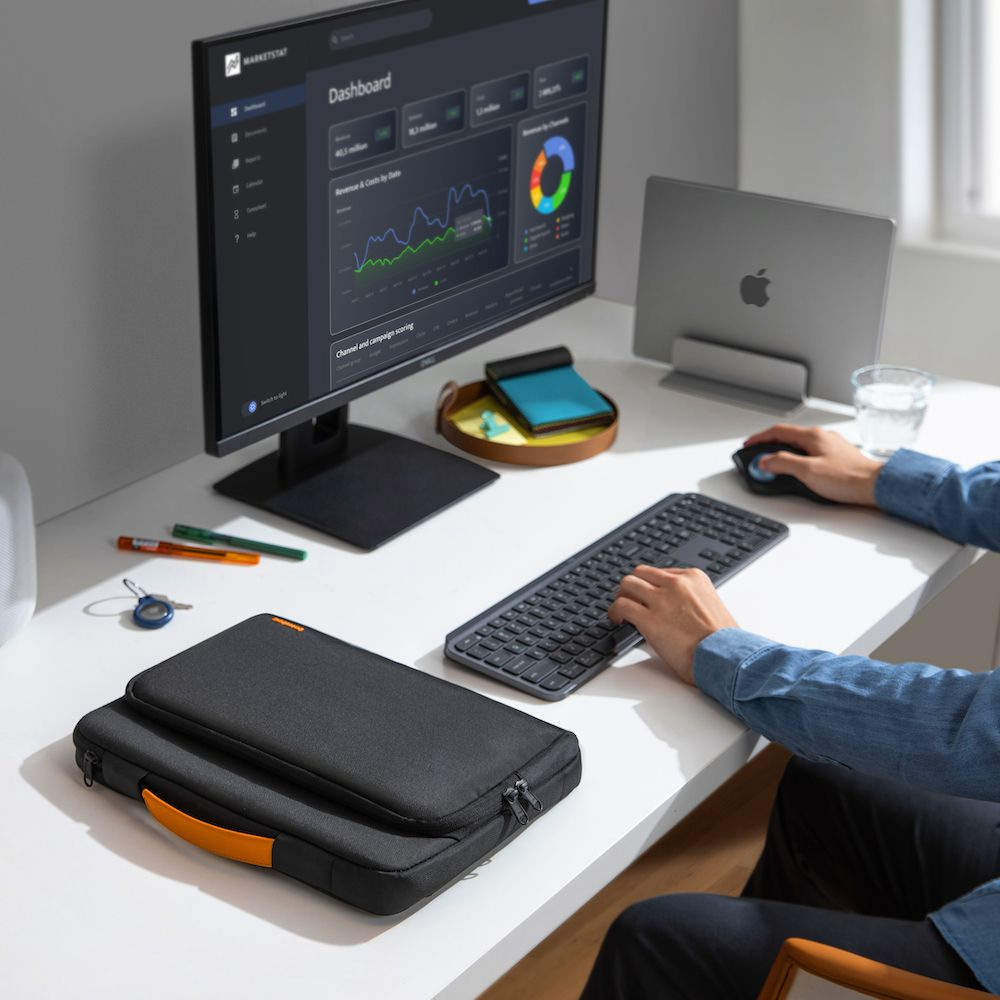 Brašna na notebook tomtoc Briefcase na 14" MacBook Pro (2021) - černá