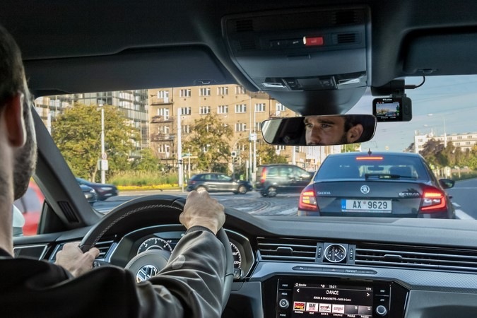 Autokamera TrueCam M7 GPS Dual (s hlášením radarů) černá Autokamera TrueCam M7 GPS Dual (s hlášením radarů) černá