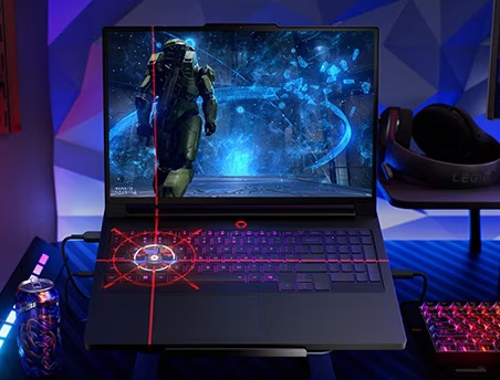 Notebook Lenovo Legion Pro 7 16IAX10H + Game Pass předplatné na 3 měsíce černý