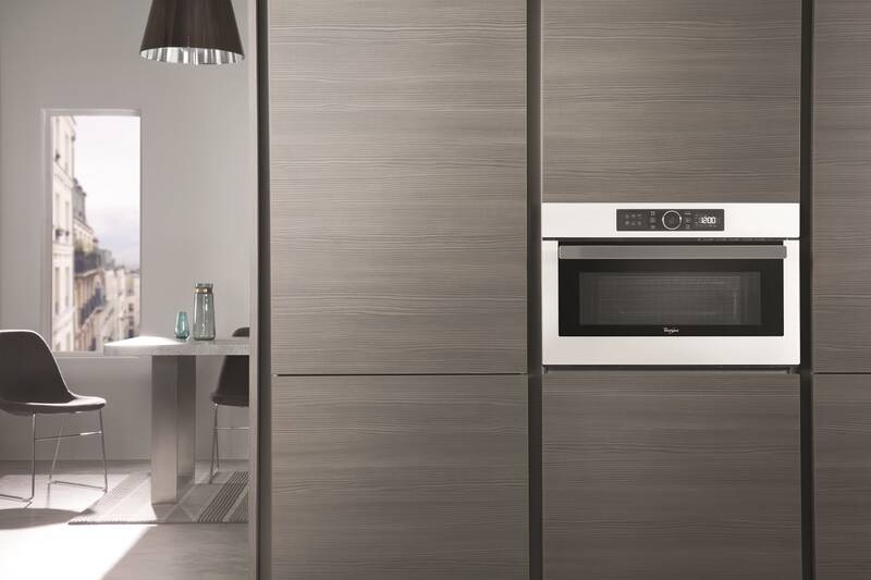 Mikrovlnná trouba Whirlpool AMW 730 WH bílá