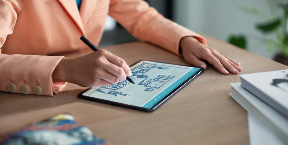 Dotykový tablet Lenovo Tab P11 Pro + klávesnice, obal a dotykové pero šedý Dotykový tablet Lenovo Tab P11 Pro LTE