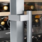 Vinotéka Liebherr Vinidor EWTgb 1683 bílá
