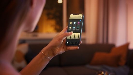 Chytrá žárovka Philips Hue Bluetooth, 5,7W, E14, White