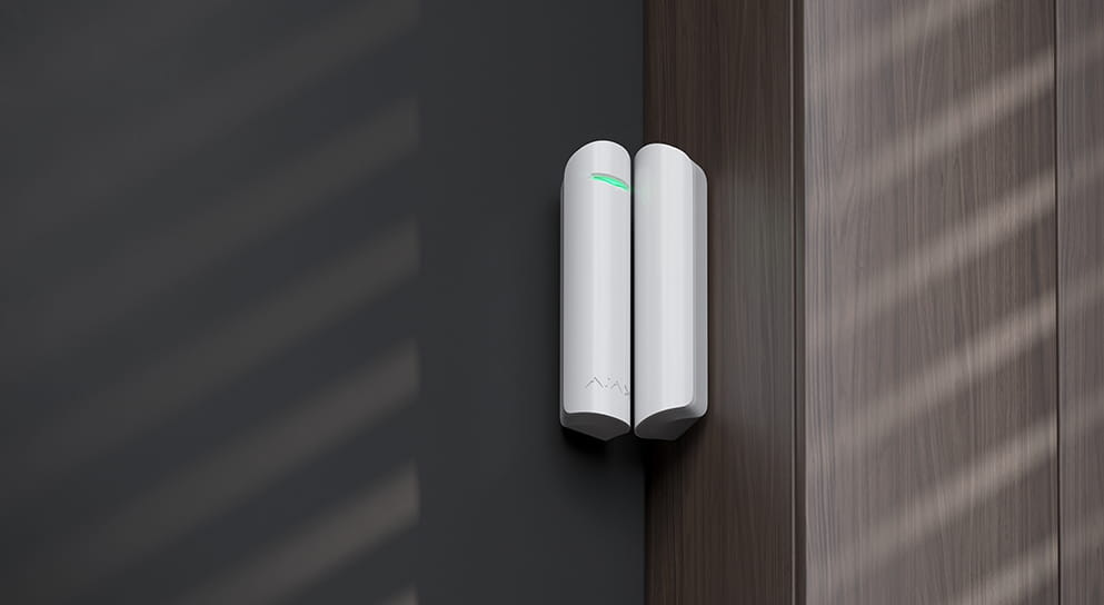 Senzor AJAX DoorProtect černý