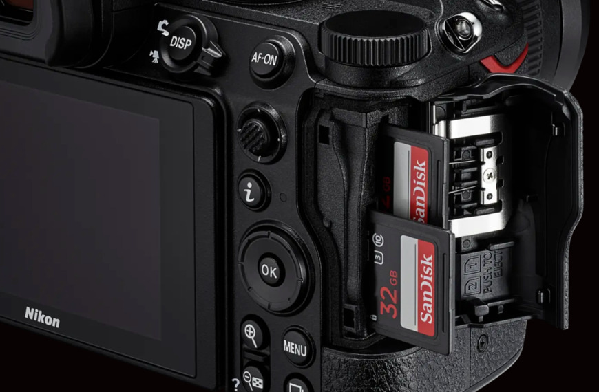 Digitální fotoaparát Nikon Z 5, tělo černý Nikon Z5, tělo