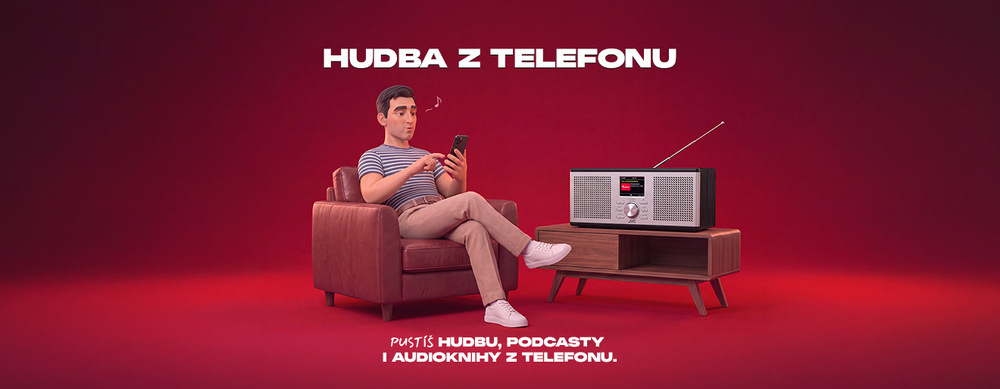 Radiopřijímač s DAB+ JVC RA-E775B-DAB černý/stříbrný Banner zaměřený na Bluetooth přehrávání u stolního rádia JVC RA-E775B-DAB. Animovaný muž v pruhovaném tričku sedí v koženém křesle na vínovém pozadí, ovládá chytrý telefon a vedle něj na stolku stojí rádio v dřevěném provedení s vytaženou anténou. Nahoře je nápis „HUDBA Z TELEFONU“ a dole „Pustíš hudbu, podcasty i audioknihy z telefonu.“