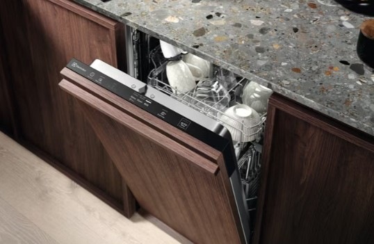Myčka nádobí Electrolux 700 FLEX MaxiFlex EEM48320L