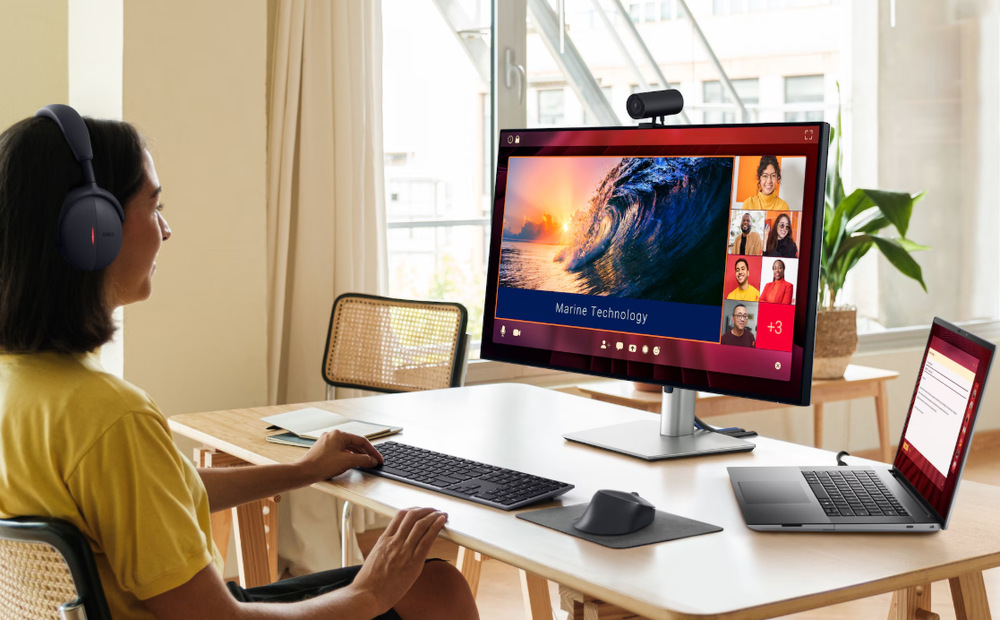 Monitor Dell UltraSharp U2725QE stříbrný Monitor Dell UltraSharp U2725QE stříbrný