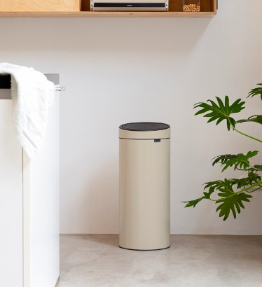 Odpadkový koš Brabantia Touch Bin New 30 l, soft beige
