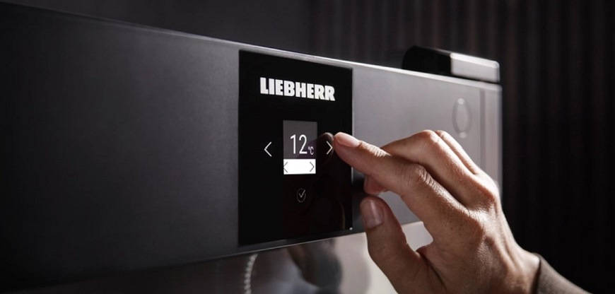 Vinotéka Liebherr GrandCru WPbl 5001 černá Vinotéka Liebherr GrandCru WPbl 5001 černá