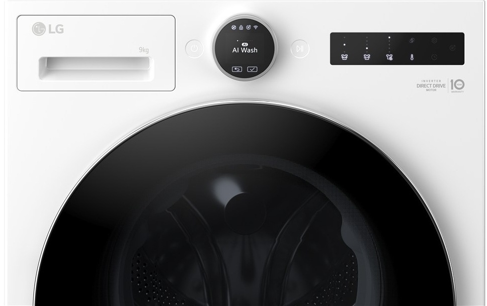 Pračka LG F4X9009TLCE bílá Detail přední strany pračky LG s displejem a otočným ovladačem