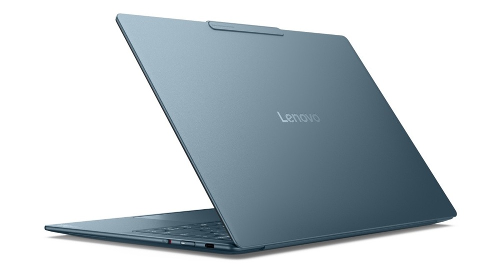 Notebook Lenovo Yoga Slim 7 14AGP11 modrý Pootevřený notebook Lenovo Yoga Slim 7 14AGP11 zezadu