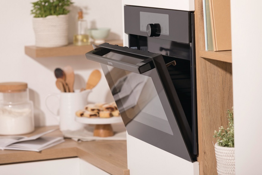 Vestavná trouba Gorenje BCM4058B, černá, HomeMade tvar