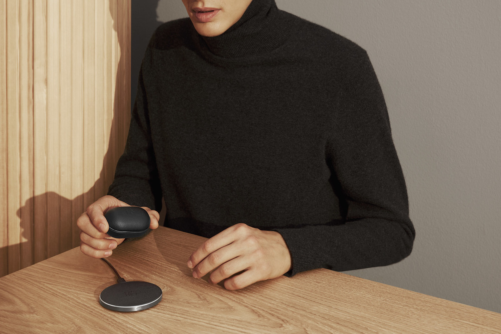 Sluchátka Bang & Olufsen Beoplay E8 3rd Gen šedá Sluchátka Bang & Olufsen Beoplay E8 3rd Gen šedá