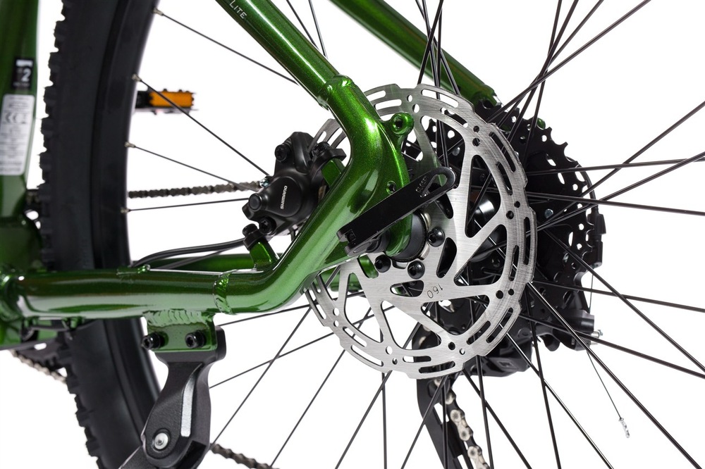 GoGEN Campo lite MX 720 29" 21" 2026 spoléhá na výkonné brzdy Shimano