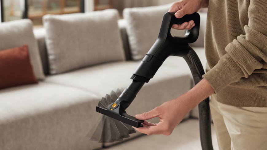 Podlahový vysavač Miele Guard L1 Red Pulse Rubínově červená Velvet