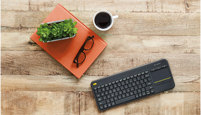 Klávesnice Logitech Wireless K400 Plus, US bílá Klávesnice Logitech Wireless K400 Plus, US bílá