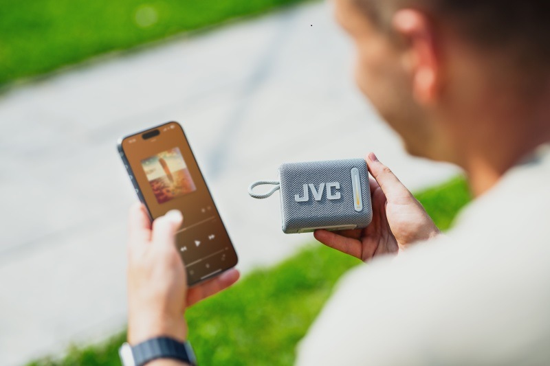 Přenosný reproduktor JVC XS-E114G šedý Přenosný reproduktor JVC XS-E114G šedý
