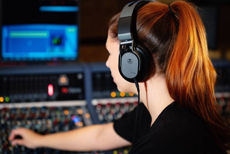Sluchátka Austrian Audio Hi-X55 černá
