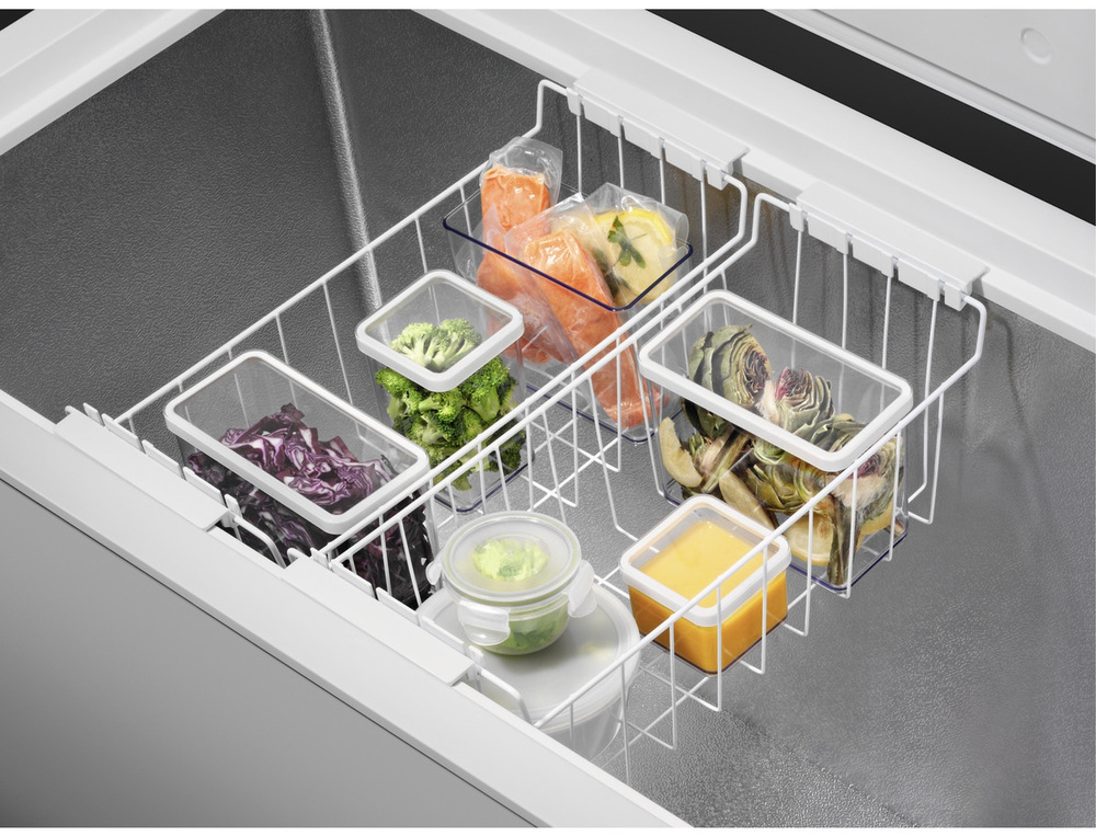 Mraznička Electrolux LCB3LF20W0 bílá
