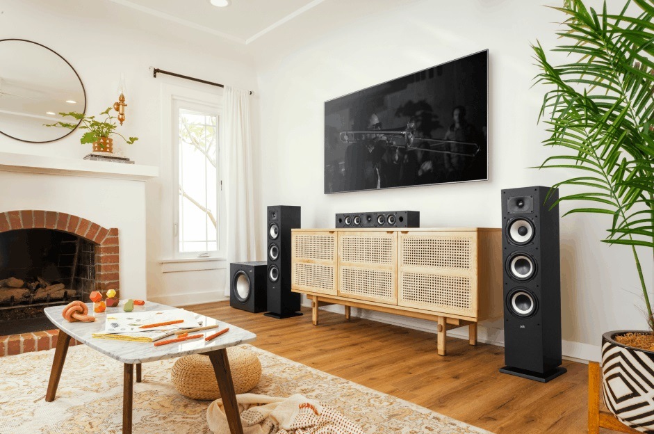Reproduktor Polk Monitor XT 35 (1 ks) černý Polk Monitor XT 35