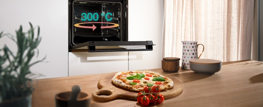 Vestavná trouba Gorenje BO6735E02BK, černá, pizza program