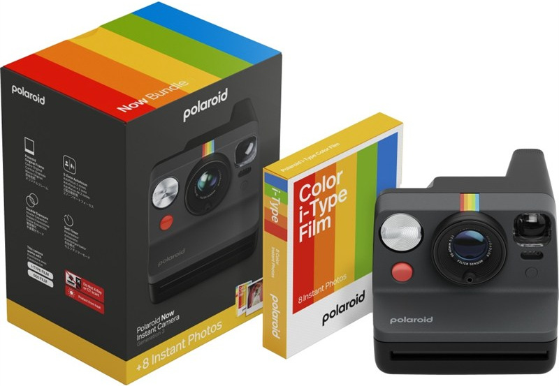 Instantní fotoaparát Polaroid Now 3. generace v balení s barevným fotopapírem (8 ks), černá barva