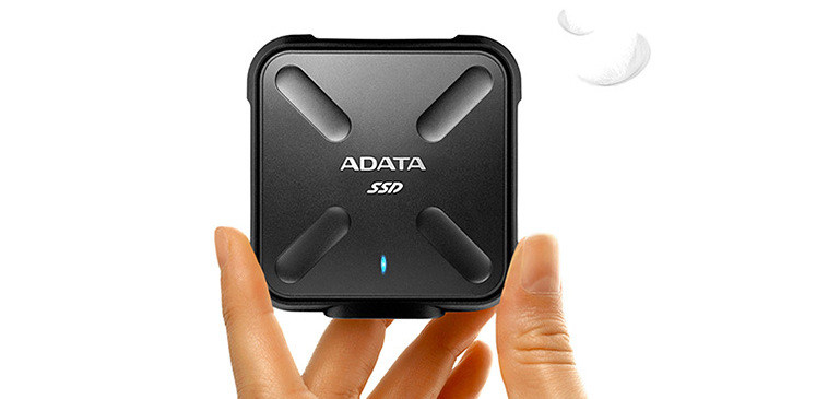 SSD externí ADATA SD700 1TB černý