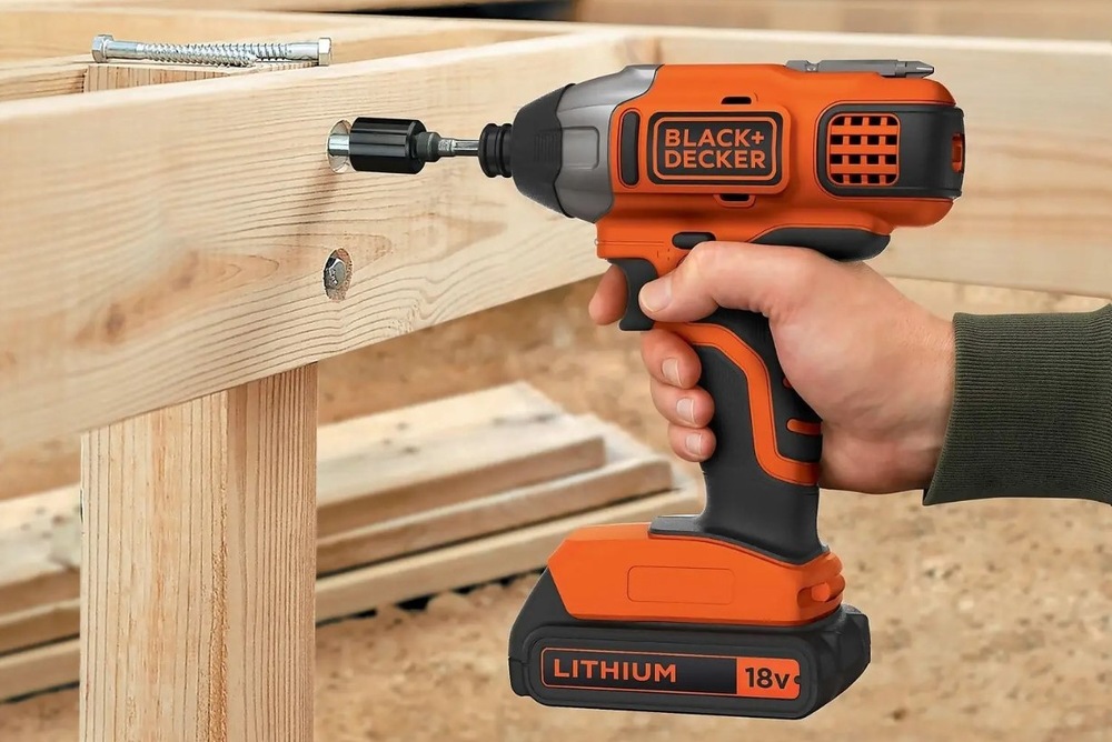Rázový šroubovák Black-Decker BDCIM18N-XJ (bez baterie) Rázový šroubovák Black-Decker BDCIM18N-XJ (bez baterie)