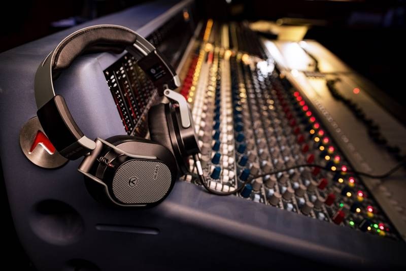 Sluchátka Austrian Audio Hi-X65 černá Sluchátka Austrian Audio Hi-X65 černá